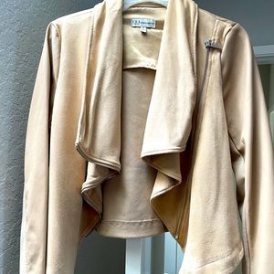 Neumann Marcus leather jacket s